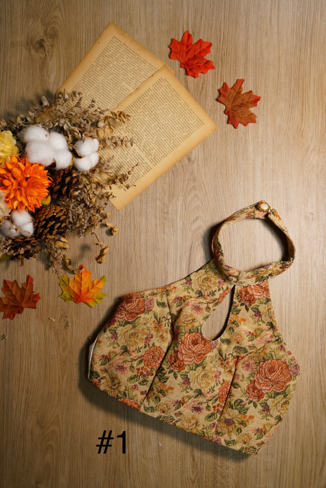【islet homemade 1.0】Floral fabric vest*Reverse collar style