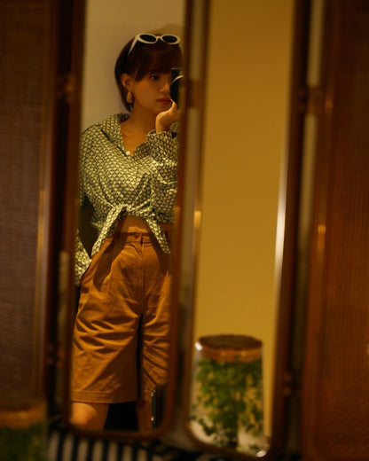 Green patterned long-sleeved shirt + corduroy shorts