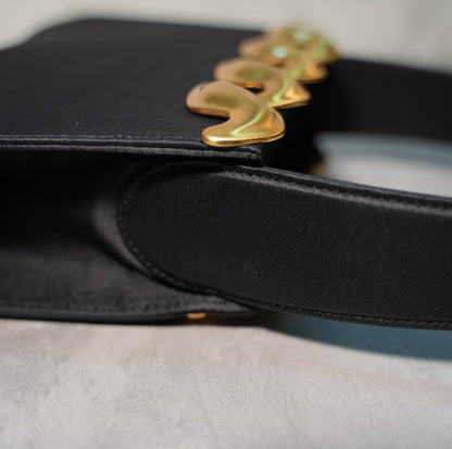 Non-branded // black frosted gold hand bag 