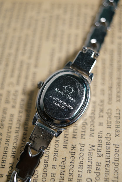 Concave and embossed watch