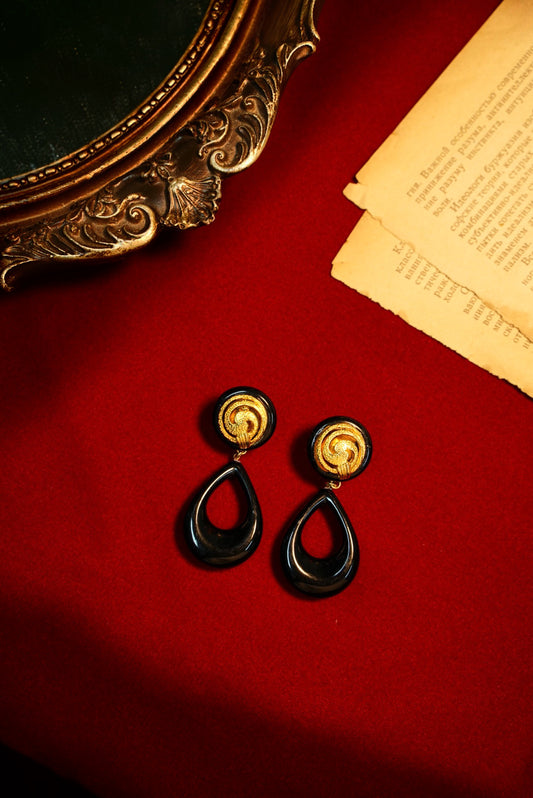 Vintage earrings/ ear clips Medieval earrings #009